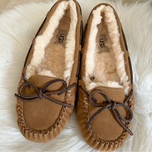 UGG ‘ Dakota’ Moccasins